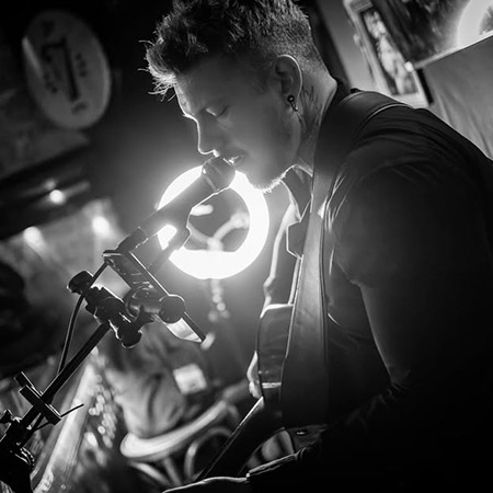 Barney Holmes Singer Image